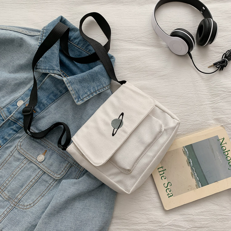 Casual Collage Student Messeng - Embroidery Motif ulasan dan harga